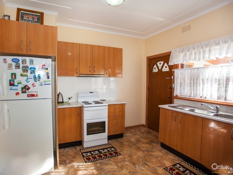 56 Throsby Street, Fairfield Heights NSW 2165