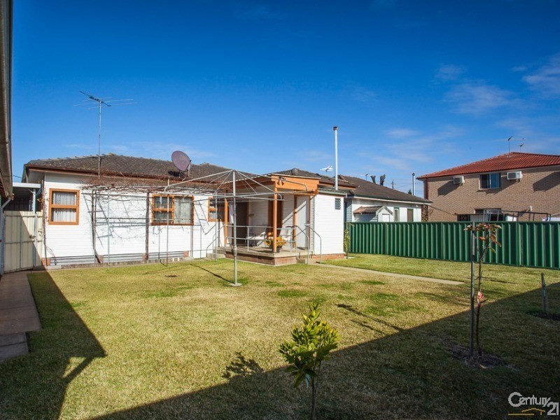 56 Throsby Street, Fairfield Heights NSW 2165