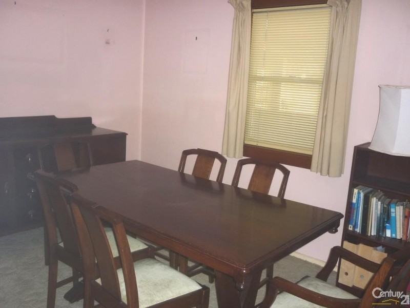 229 Robertson Street, Guildford NSW 2161