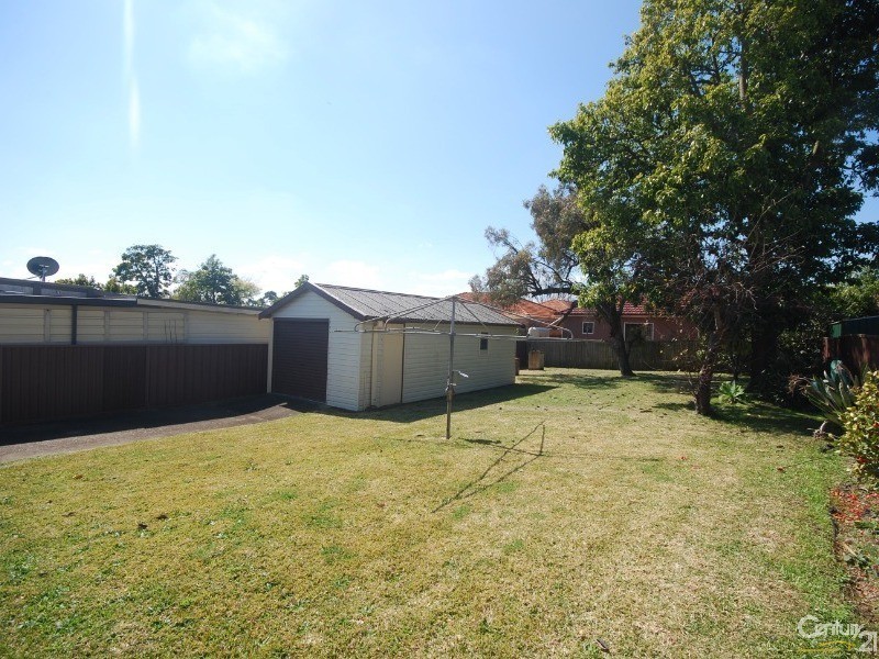 229 Robertson Street, Guildford NSW 2161
