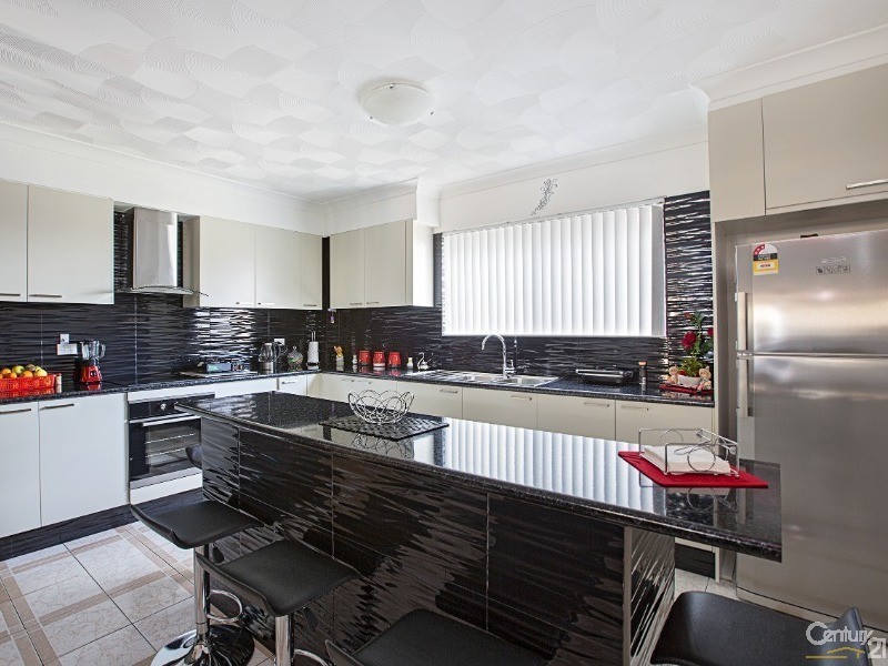 1/85 Smart Street, Fairfield NSW 2165