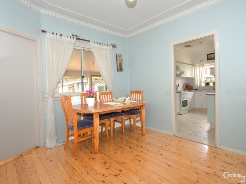 24 Eton Street, Fairfield NSW 2165