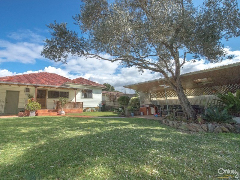 24 Eton Street, Fairfield NSW 2165