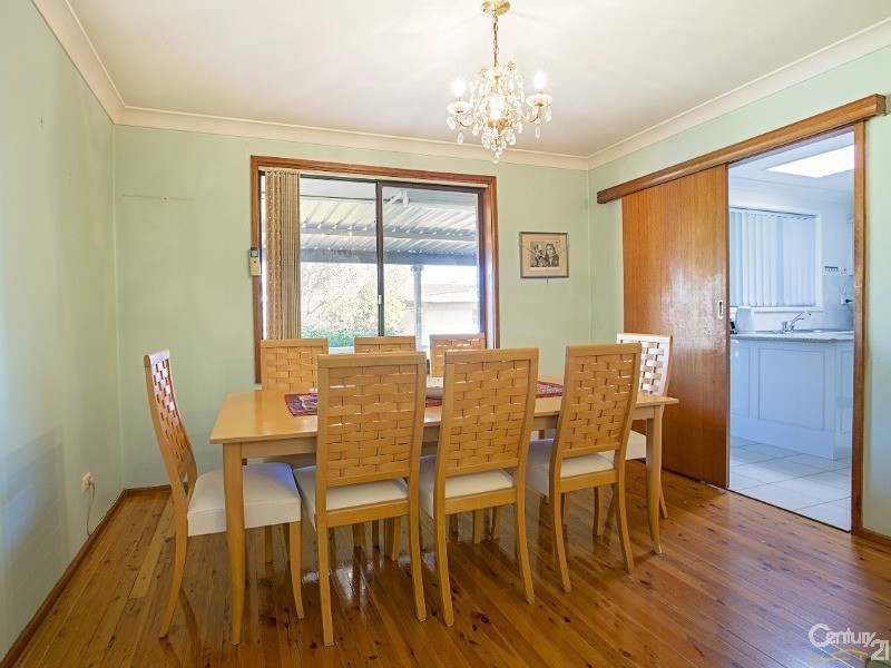 16 Musgrave Crescent, Fairfield West NSW 2165