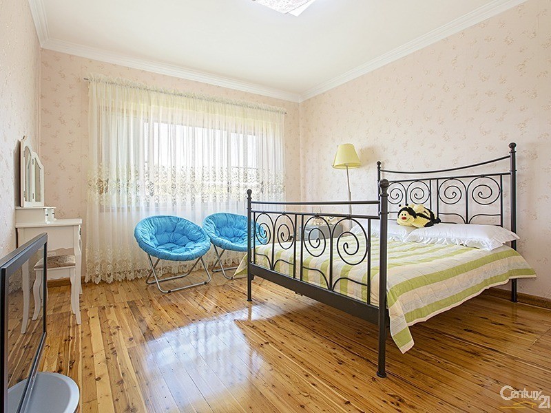 10 Alt Street, Smithfield NSW 2164