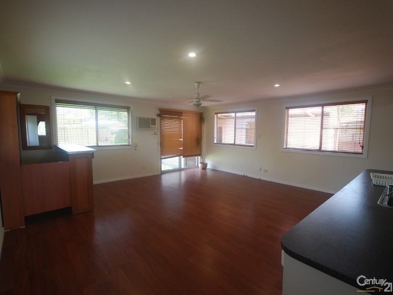 Fairfield West NSW 2165
