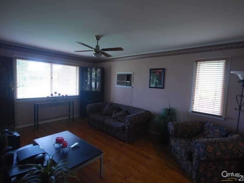 Fairfield West NSW 2165