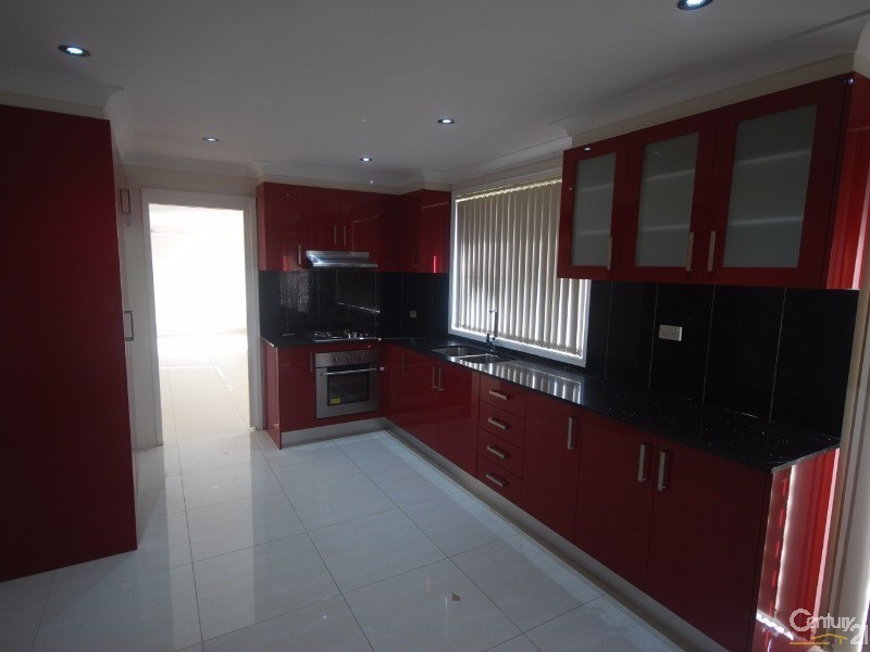 10 Defoe Place, Wetherill Park NSW 2164