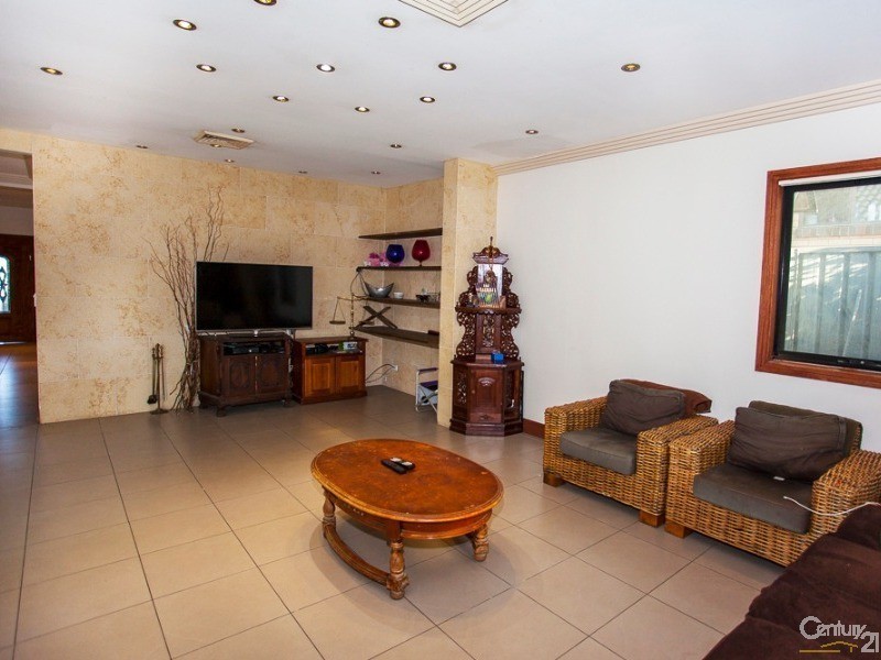 19 Milner Road, Guildford NSW 2161