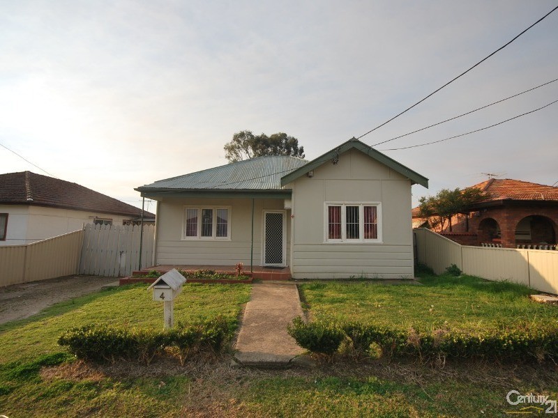 4 Hubert Street, Fairfield NSW 2165