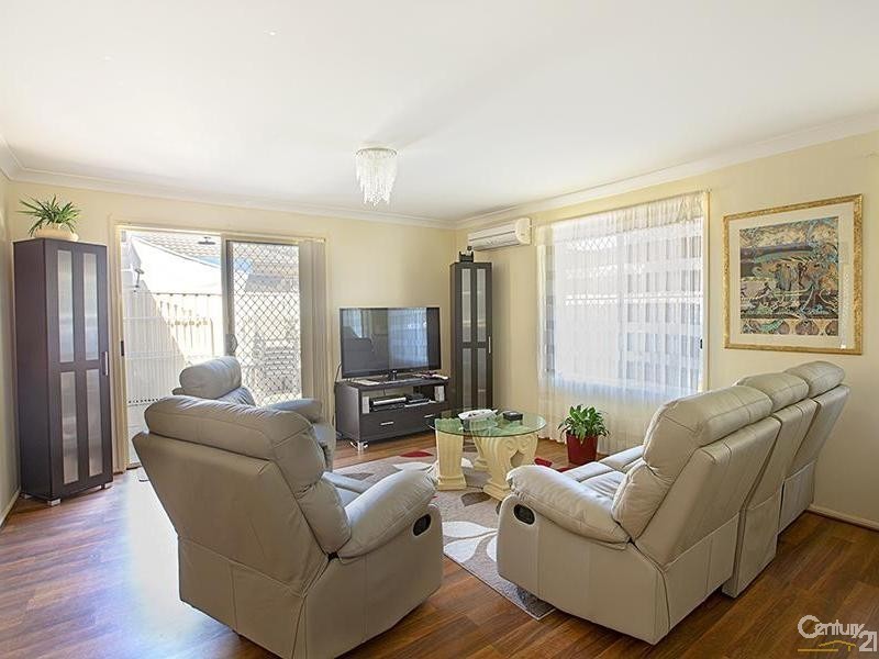 2/102 Station Street, Fairfield Heights NSW 2165