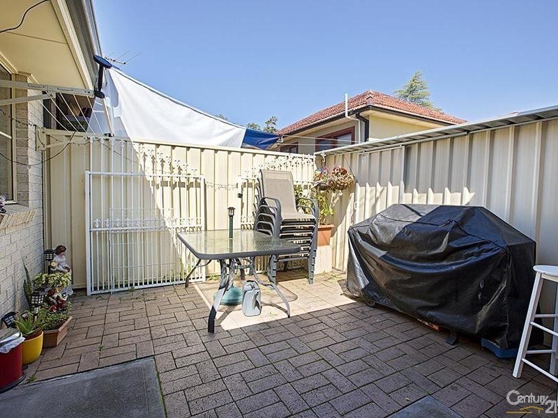 2/102 Station Street, Fairfield Heights NSW 2165
