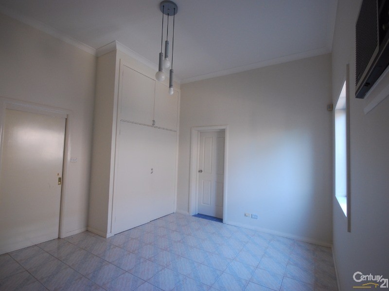 West Hoxton NSW 2171