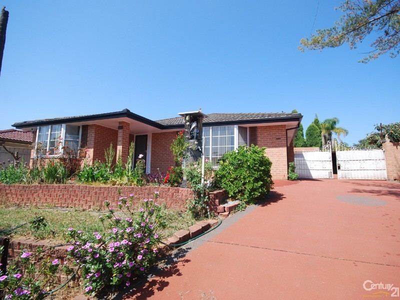 Edensor Park NSW 2176