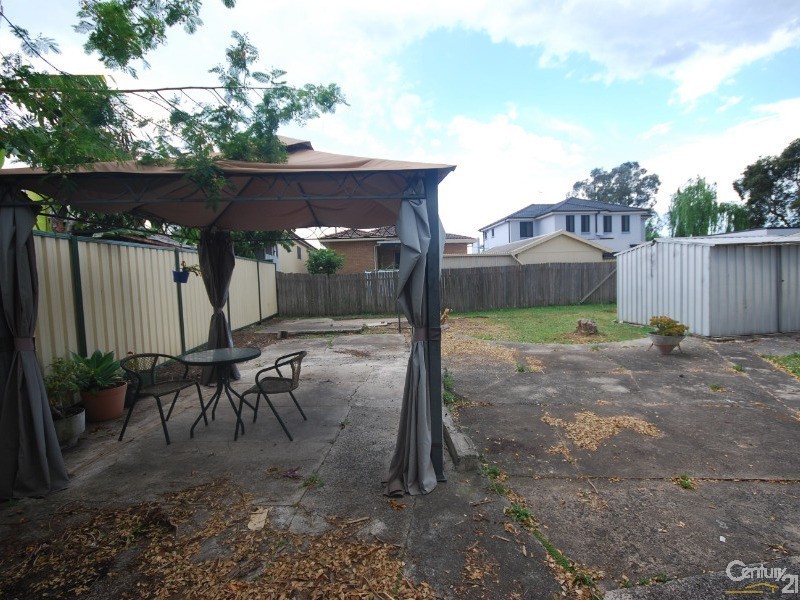 Canley Heights NSW 2166