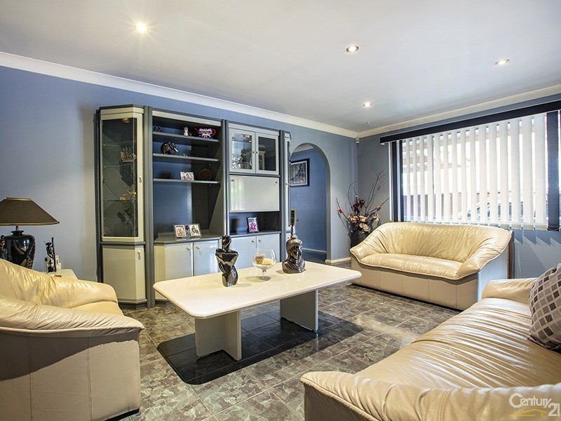 9 Campion Street, Wetherill Park NSW 2164