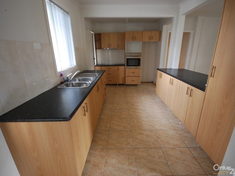 9 Busby Rd, Busby NSW 2168