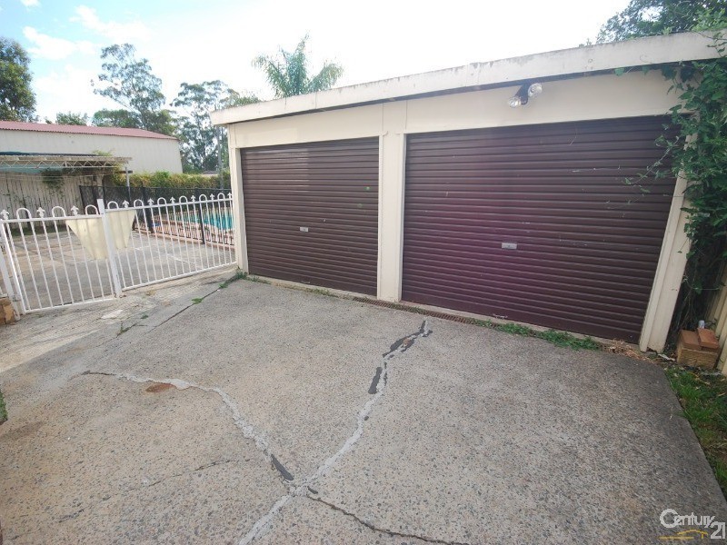 9 Busby Rd, Busby NSW 2168