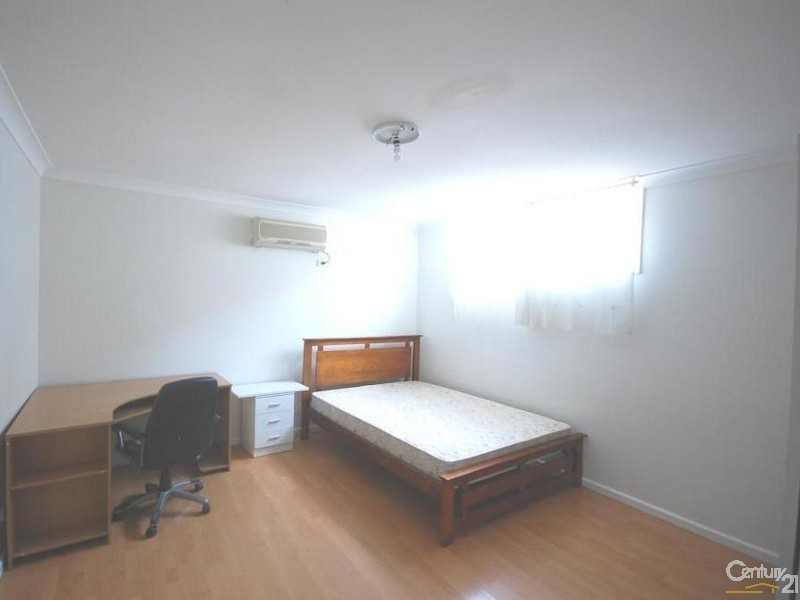 842 The Horsley Drive, Smithfield NSW 2164