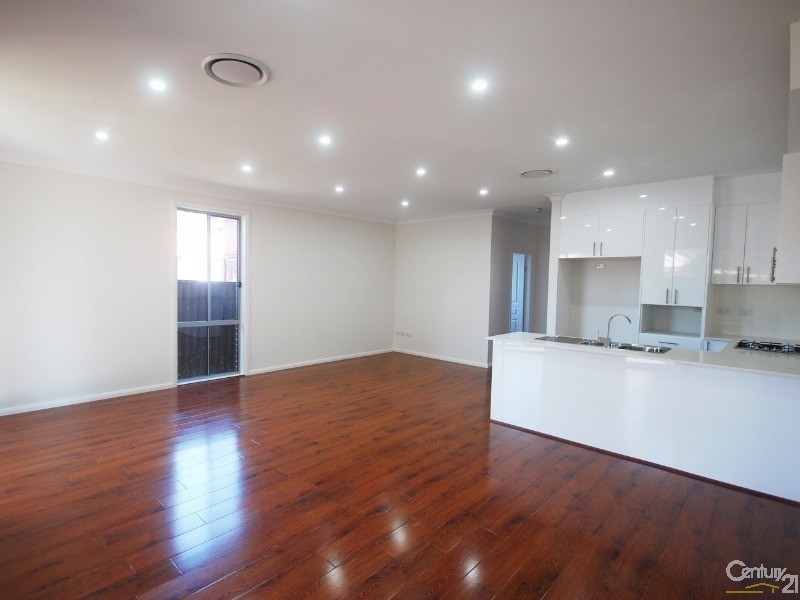 Fairfield West NSW 2165