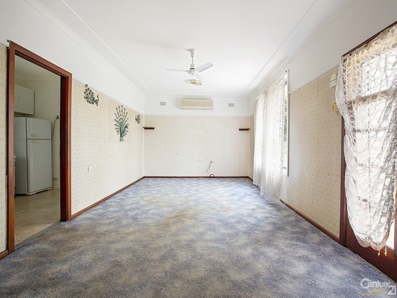 6 Belmore Street, Villawood NSW 2163