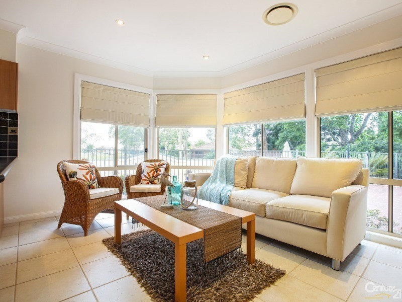 9 Kneale Close, Edensor Park NSW 2176