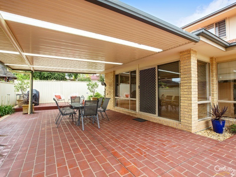 9 Kneale Close, Edensor Park NSW 2176