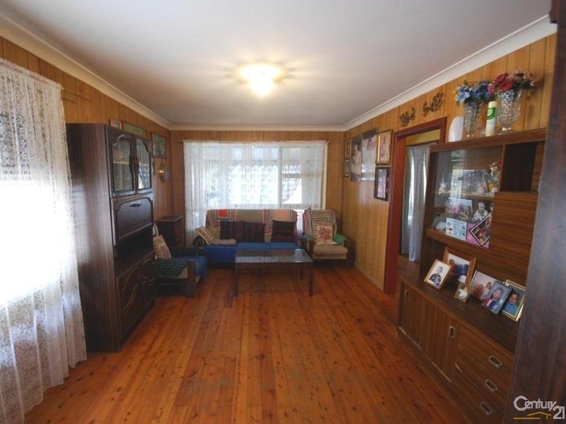 42 Queen Street, Canley Heights NSW 2166