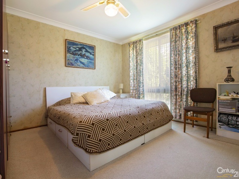 9 Hillend Place, Wakeley NSW 2176