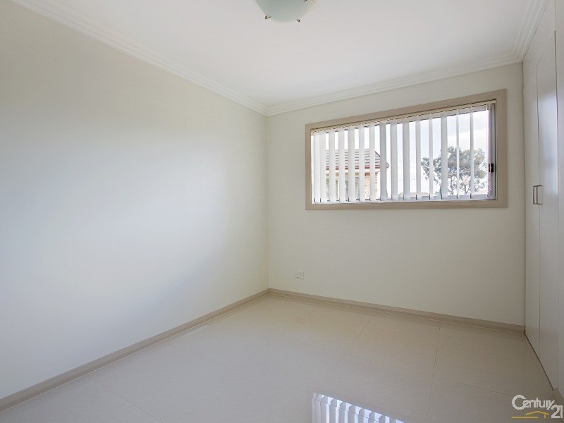 80c Ferngrove Road, Canley Heights NSW 2166