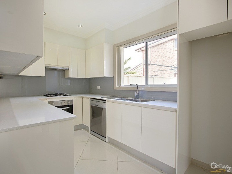 80c Ferngrove Road, Canley Heights NSW 2166