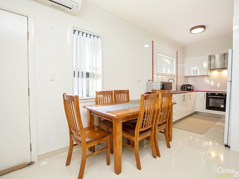 51 Belmore St, Fairfield East NSW 2165