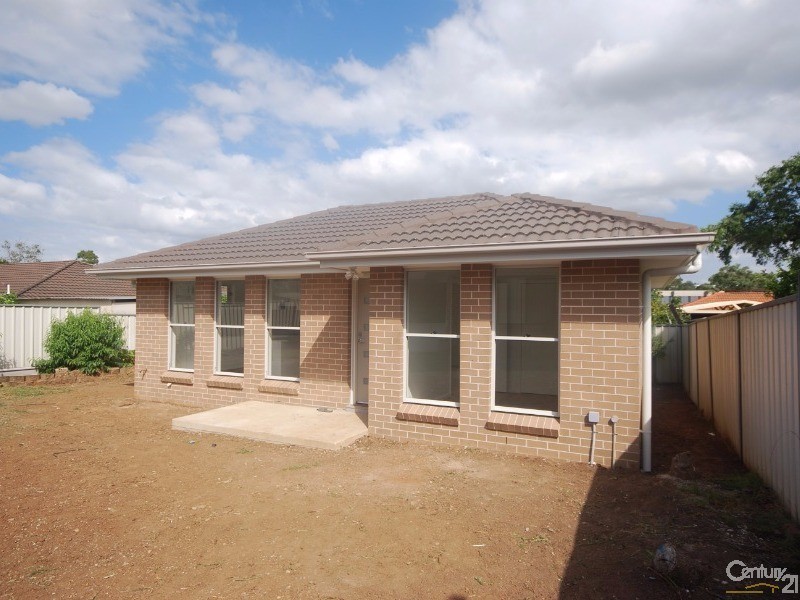Edensor Park NSW 2176
