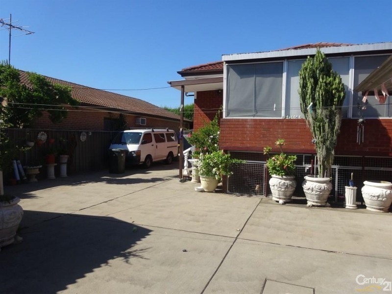 829 The Horsley Drive, Smithfield NSW 2164