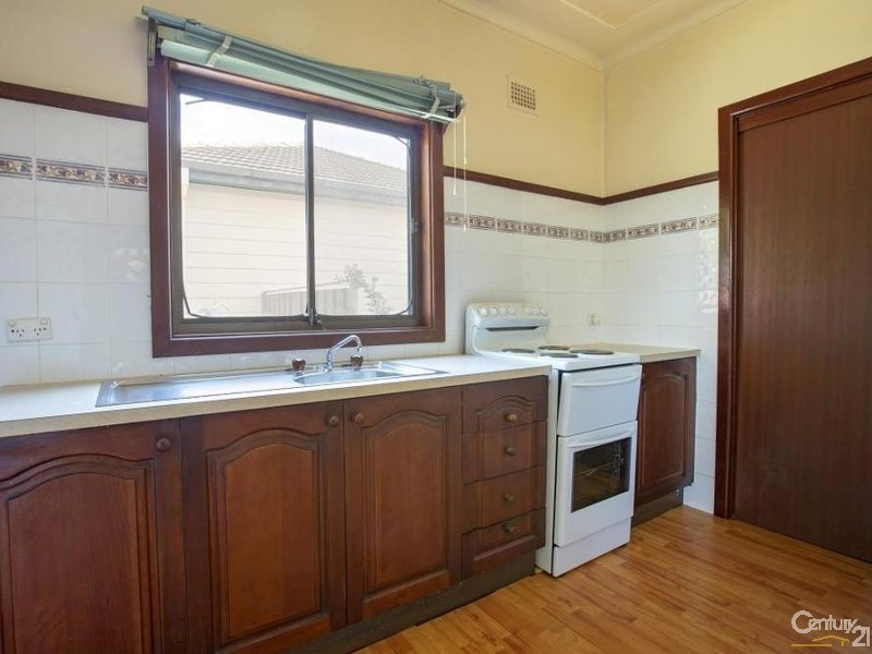 9 Margaret Street, Fairfield NSW 2165