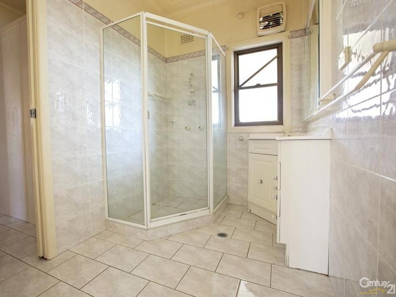 9 Margaret Street, Fairfield NSW 2165