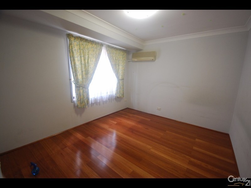 Fairfield West NSW 2165