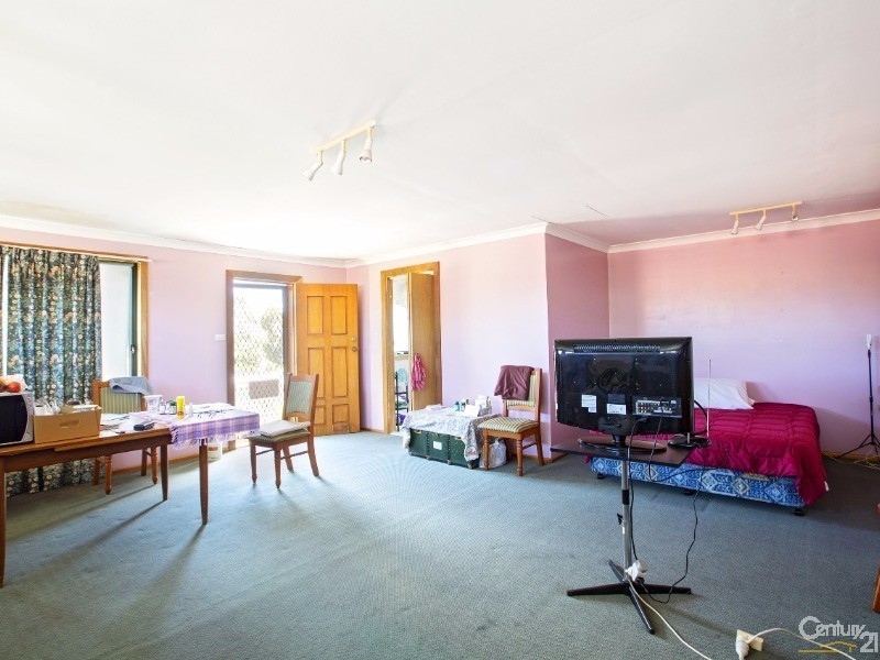 40 Peel Street, Canley Heights NSW 2166