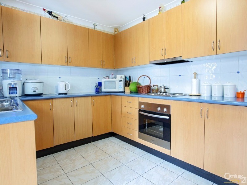 588 Smithfield Road, Greenfield Park NSW 2176