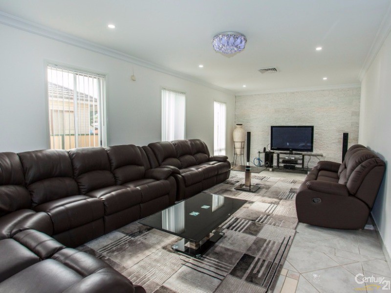 44 Veron Street, Fairfield East NSW 2165