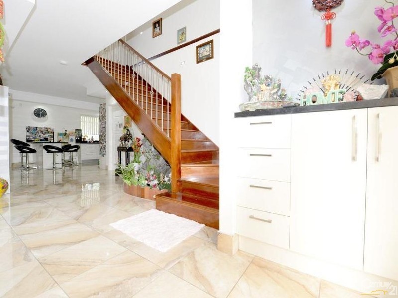 11 Boundary Lane, Cabramatta NSW 2166