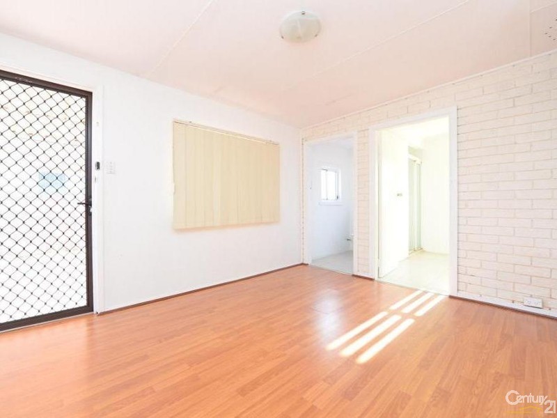 299 Smithfield Road, Fairfield West NSW 2165