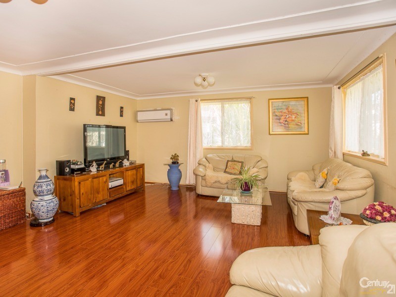 2 Homann Avenue, Leumeah NSW 2560