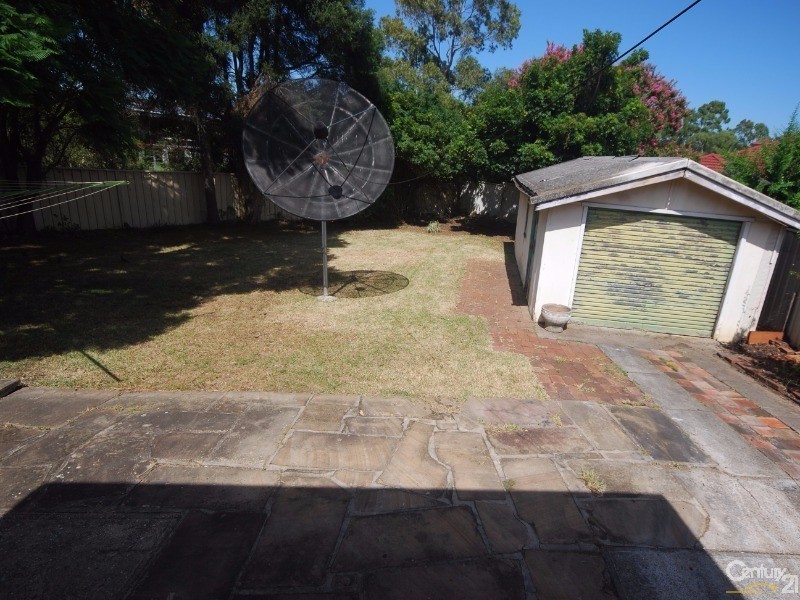 Fairfield East NSW 2165