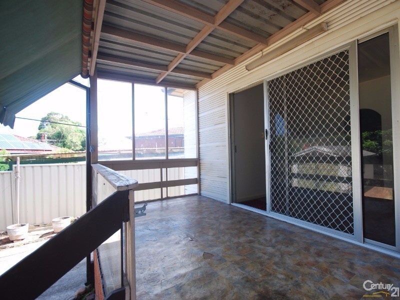 Fairfield East NSW 2165