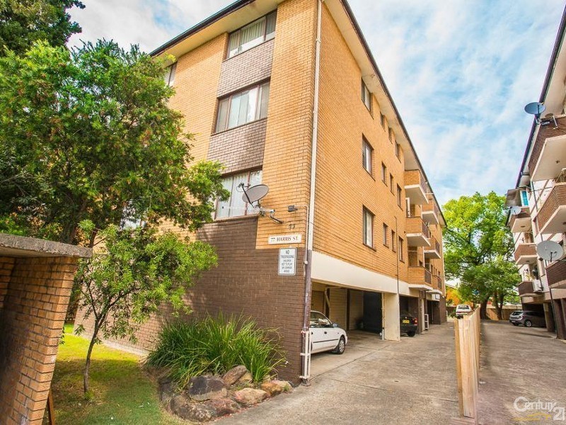 2/77  Harris Street, Fairfield NSW 2165