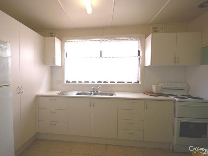 818 The Horsley Drive, Smithfield NSW 2164