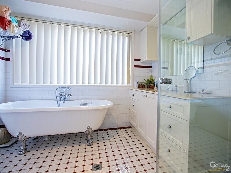 Hinchinbrook NSW 2168