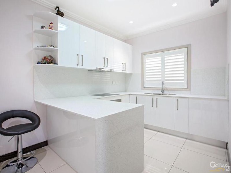 30  Peel Street, Canley Heights NSW 2166