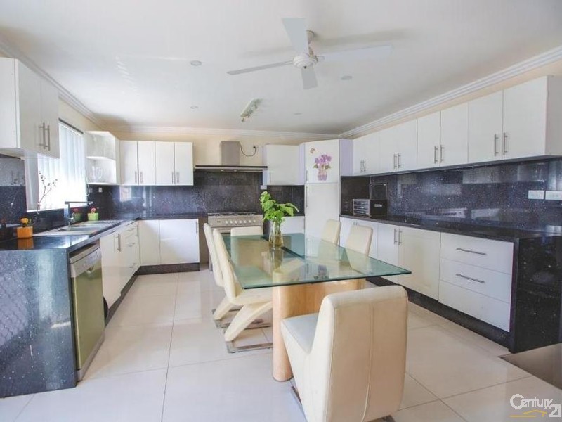 46 Kihilla Street, Fairfield Heights NSW 2165